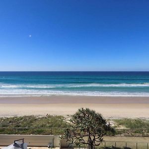 Beachside Tower Apartments